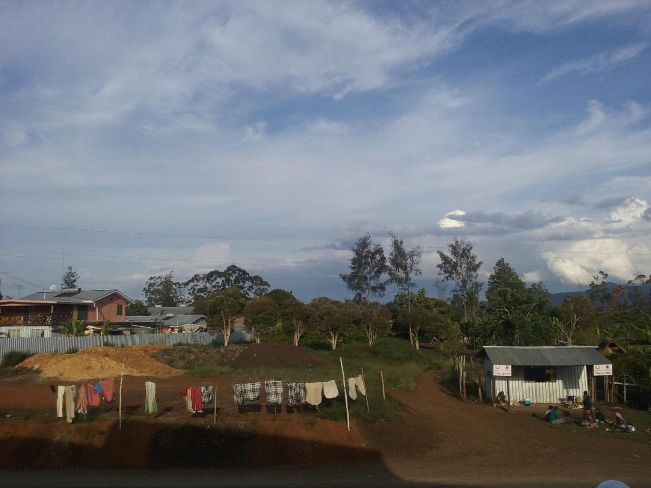Mcroyal Hotel Mount Hagen Exterior photo