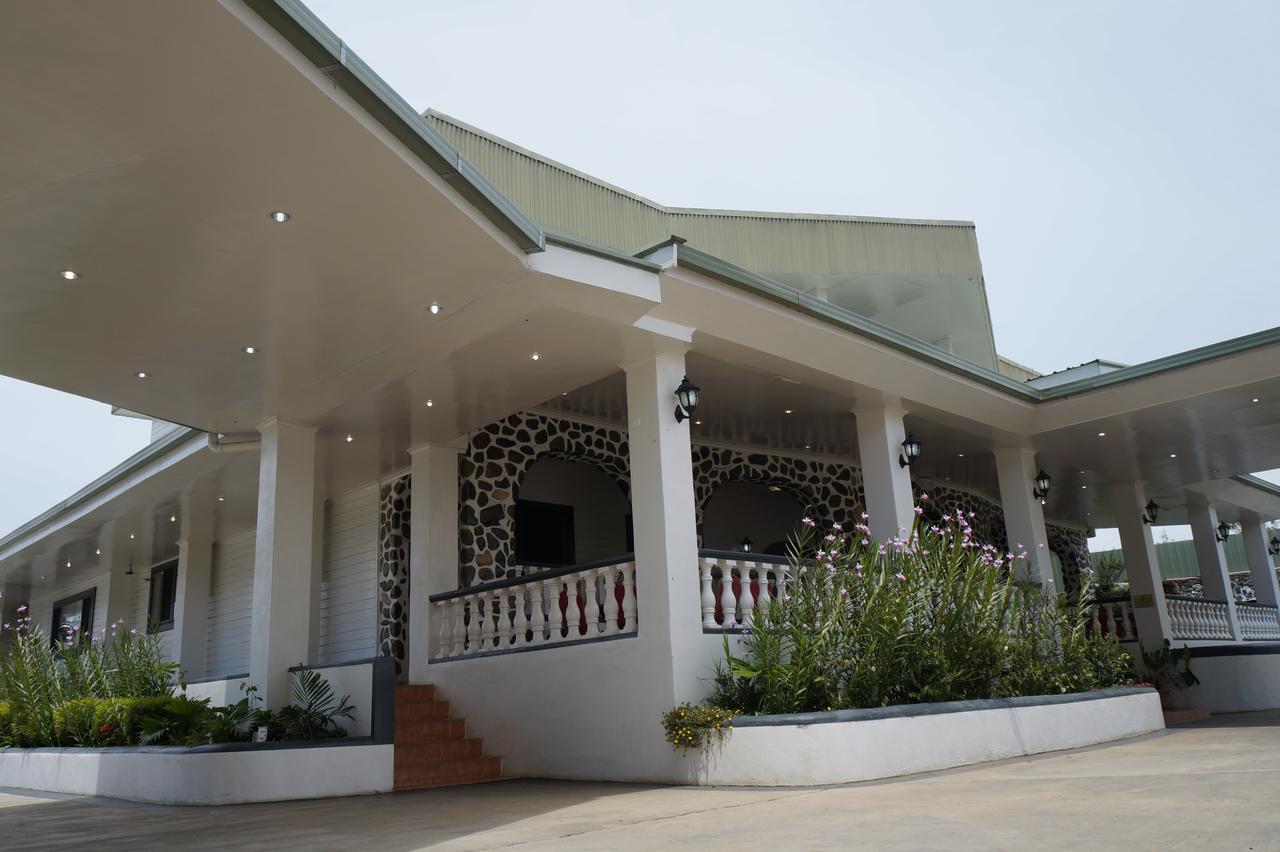 Mcroyal Hotel Mount Hagen Exterior photo